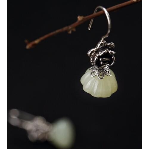Brinco Direct Selling Anniversary 2018 New S925 Pure Hetian Jade Lotus Inlay Female Fashion Earrings Wholesale High-grade Joker