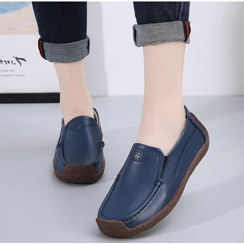 Genuine leather foreign trade womens shoes, tendon-soled flat-heeled soft-soled snail shoes