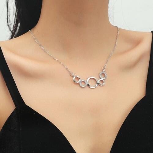 New Fashion Creative Geometric Circle Pendant For Women Alloy Material Clavicle Chain Irregular Necklace Party Jewelry Gifts