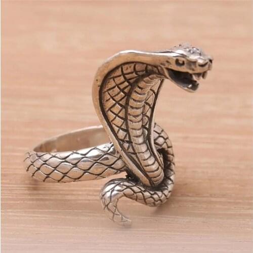 Exaggerated Punk Vintage Silver Color Cobra Snake Wrap Ring for Women Men Retro Punk Snake Animal Finger Ring Party Jewelry
