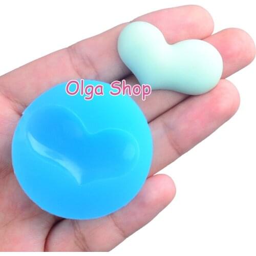 PYL091 33.1mm x 19.3mm Heart-shaped Silicone Mold Fondant Cake Decoration Candy Resin Clay Earrings Necklace Craft Soap Candle