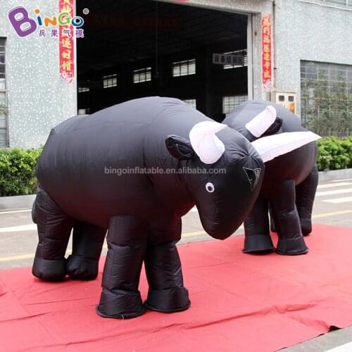 GREAT HANDMADE 3.2X1.8 meters bull inflatable costumes for event / inflatable bucking bull toys