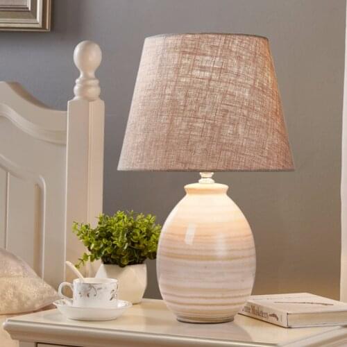 Free Shipping Modern Minimalist Ceramic Table Lamp Bedside Lamp For Bedroom Creative and Cozy Wedding Dimming Living Room Lamps