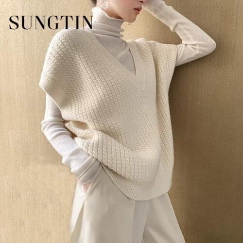 Sungtin Korean Casual Loose Sweater Vest Women Chic Soft Warm V Neck Knitted Vest Female High Quality Retro Sleeveless Tank Tops