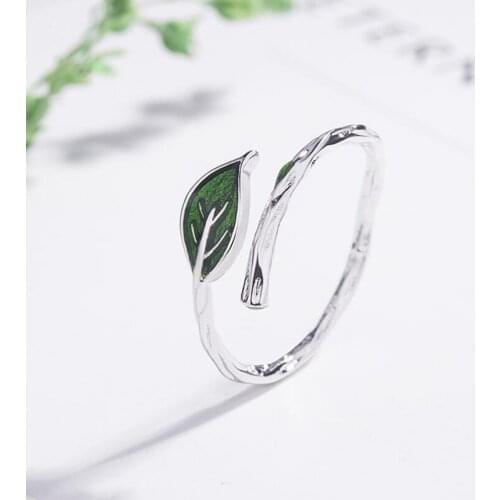 Oly2u Green Leaf Handmade Creative Open Rings for Women Temperament Jewelry Female Adjustable Ring bijoux femme