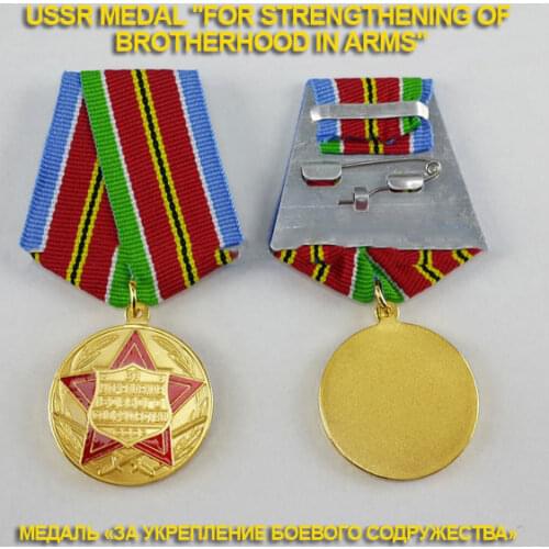 2*32MM CCCP Medal USSR Badge Soviet Union Medal Socialist Camp Award Commemorative Medal Warsaw WW II