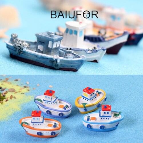 BAIUFOR Miniatures & Figurines Mini Resin Fishing Boat & Cruise Ship Model Fairy Garden & diy Terrarium Decor Home Accessories