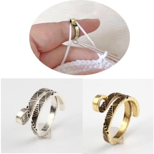 1PCS Adjustable Knitting Loop Thimble Crochet Tools Guides Ring Finger Wear Yarn Sewing Accessory