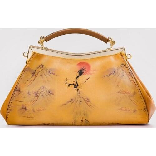 Shiu Shiue Women's Clutches