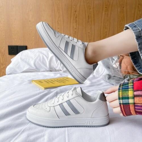 Womens Shoes New Cake Thick Sole Small White Shoes Female Students Low - End Recreational Sports Running Single Shoe