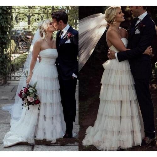 Bohemian Romantic Wedding Dresses Strapless Tiered Skirts Tulle Boho Beach Country Wedding Dress Bridal Gowns Robes de mariée