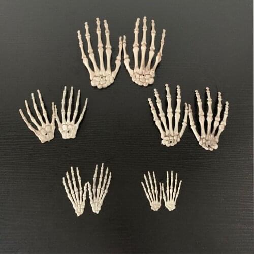 Halloween Skeleton Hand Paw Skeleton Hand Ornaments Tricky Decoration Haunted House Secret Room Bar Decoration Props