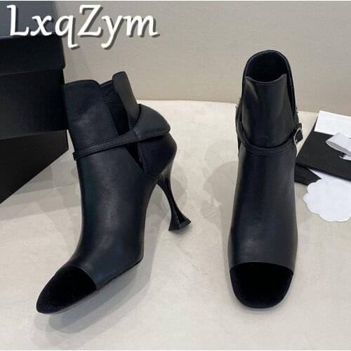 Brand Designer Natural Cow Leather Womens Knee High Boots Rubber Slip-Resistant Mid Heels Female Metal Chain Decor Martin Shoes