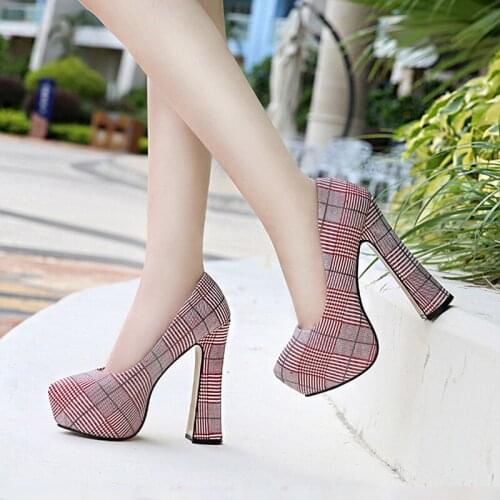 2021 New Pink High Heels Womens Models with Grid Designer Thick-soled Sexy Fashion Shoes Ladies Temperament High-heeled Shoes