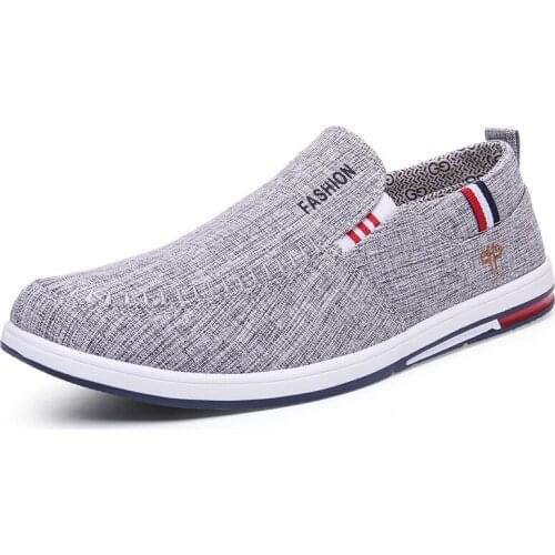 Men Shoes Fashion Breathable Canvas Round Toe Rubber Sole Slip On Loafers Flat Casual Shoes Travel Walking Shoes Zapatos Hombre