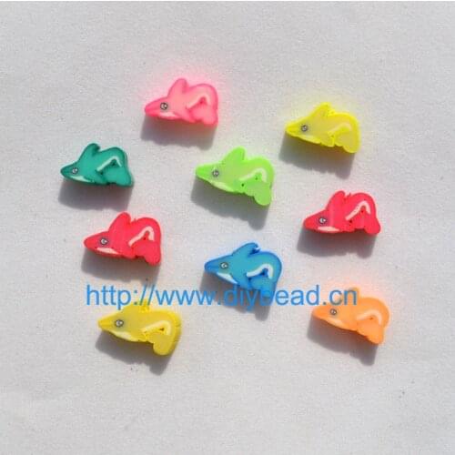 50pcs/lot DIY Handcraft Accessories 13*8mm Polymer Clay Beads Cartoon Dolphin Jewelry Findings Mix Color Bracelet Department