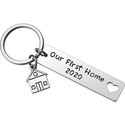 One Piece Stainless Steel Metal house Keychain Heart Keyholder Keyring Carved Letter Bag Charm Car Accessories For Girls Gift