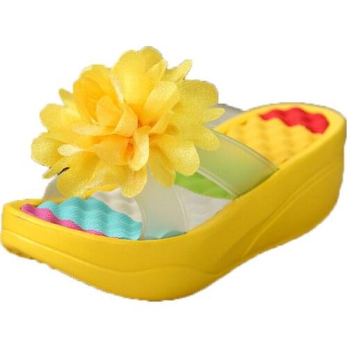 Summer Women Slippers Light Weight Wedges Transparent Upper Flower Sandals Slip-on Comfortable Beach Shoes Cute Girl Flip Flops