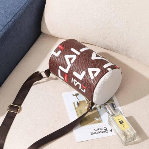 Internet celebrity hot sale Womens bag 2021 spring and summer Korean new all-matching printed small round bag simple practical