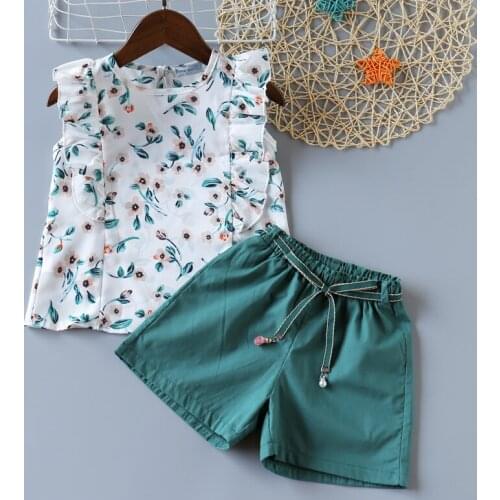 Fashion Flowers Flying Sleeves T-shirt + Solid Color Shorts Childrens Clothes 2021 New Summer Girls Clothing Set