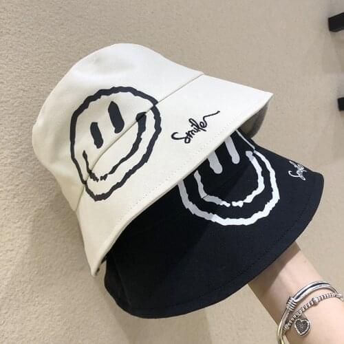 2021 bucket hat men and women smiley fisherman hat sun hat ladies fedora hat hot style mens beach travel hat Panama