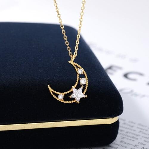 Fashion Simple Moon And Star Charm Necklace Choker Temperament Sparkling Clavicle Chain For Women Necklace Wedding Jewelry Gift
