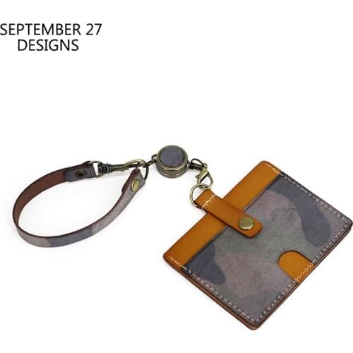 New Fashion Office Badge Holder Vegetable Tanned Leather Handmade High Quality Camouflage Color Stretch ID Bus Card Holders