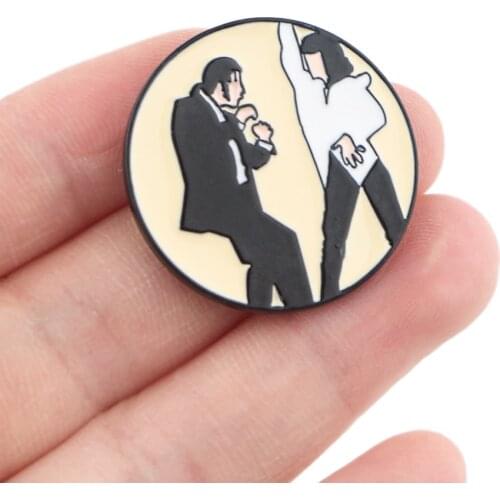 DZ1675 Movies of the 90s Pulp Fiction Jewelry Enamel Pin Brooch Backpack Collar Hat Badge Lapel Pin Woman Men Jewelry Gifts