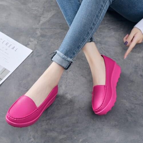 Women Tennis Shoes Breathable Leather Height-increasing Slip-on Female Footwear Outdoor Women Sneakers Thick Bottom Platform