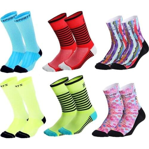 Moisture Wicking Outdoor Sporting Socks MTB Pro Team Printed Breathable Socks MTB Riding Socks Soft Running Socks