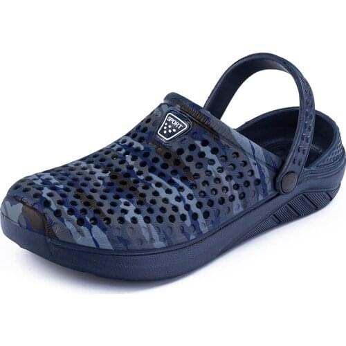 Summer New Mens Clogs Sandals EVA Lightweight Beach Slippers Non-slip Mule Men Women Garden Clog Shoes Casual Flip Flops B35