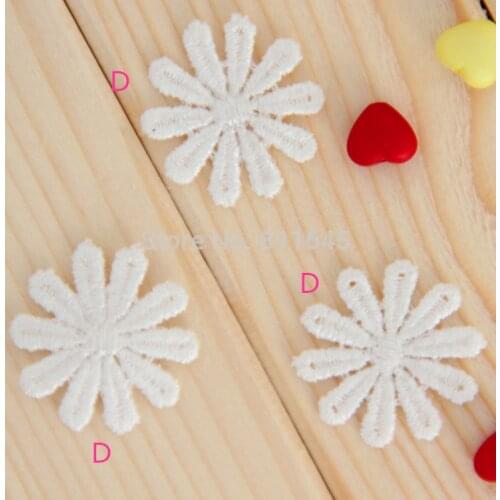 100pcs/lot 2.1CM Beautiful Wedding Dress Decorated Flower Applique Sew On Lace appliques patch