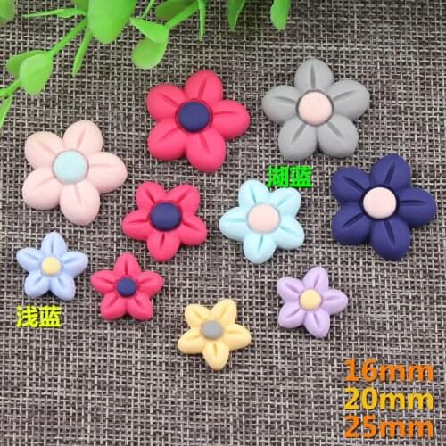 10pcs 16MM 20MM 25MM Five petals Daisy resin charms imitation cloth head rubber band material DIY mobile phone shell accessories