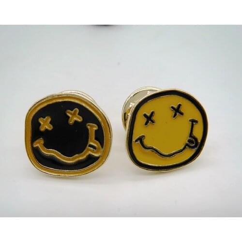 And south Korean style fashion simple manual drip smile brooch overcoat shoulder bag accessories manufacturers selling