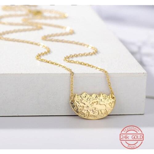 Retro Stainless Steel Gold Necklace Deer Mountain Clavicle Chain Pine Tree Delicate Pendant Choker Jewelry Classic Chirstma Gift