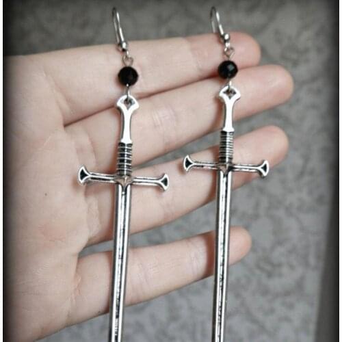 Gothic Vintage Metal Dagger Sword Shape Earrings Long Fashion Unusual Ear Rings Jewelry for Women Party Night Club Tools Earing