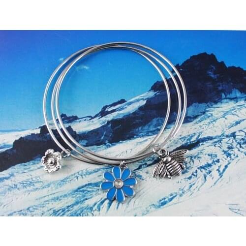 30PCS Bee on Flower Triple Bangle Bracelet #20363