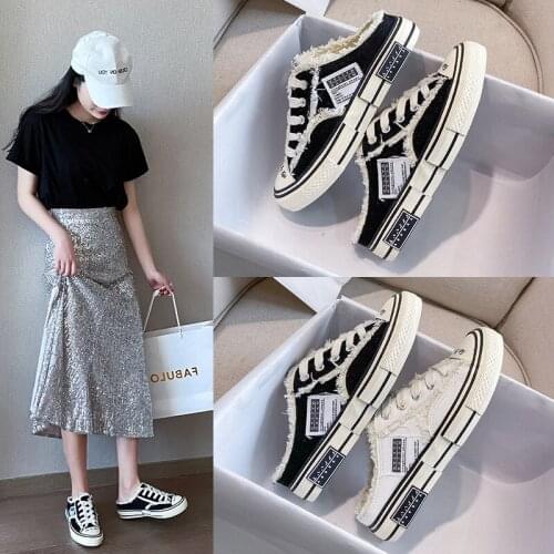 Women Canvas Shoes Fashion Low Upper Old Lace-up Casual Flat Sneakers Vulcanize Shoes Ladies White Shoes Trainers Footwear