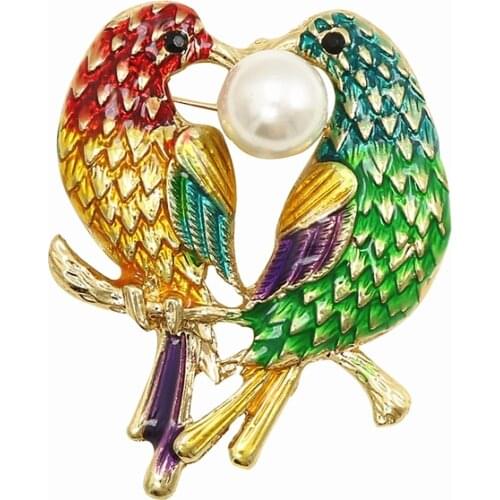 OneckOha Enameled Green Yellow Parrot Brooch Pin Simulated Pearl Zinc Alloy Animal Bird Pin Russia Jewelry