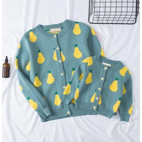 Menoea Mommy and Daughter Matching Clothes Mother Me Winter Clothing Parent-child Outfits Cartoon Fruit Pattern Cardigan Sweater