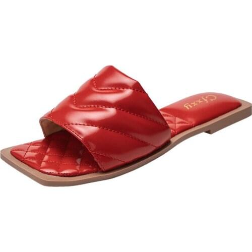 2021 Fashion Retro Woman Slippers Soft PU Leather Sandals High Quality Flat Flip Flops Classic Four Seasons Indoor Outdoor Shoes