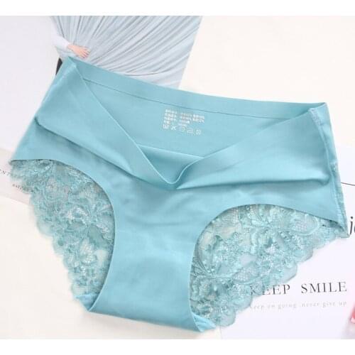 Luxury Style Sexy Hollow Lace Women Underwear Middle Waist Seamless Delicate Flowers Female Panties Soft High Quality Breifs