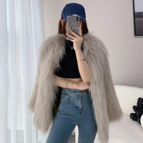 Autumn And Winter New Raccoon Fur Coat Weave Slimming Waistcoat Mid-Leangth And High Quality Age-Reducing Fashion Young Models