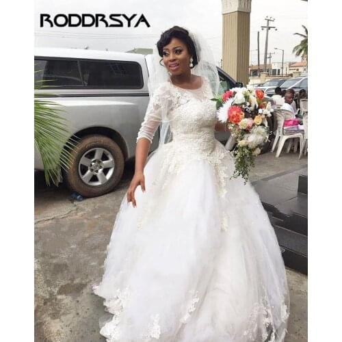 RODDRSYA Hot Sale A-Line Wedding Dress 2020 Scoop Neckline Half Sleeves Lace Bridal Gown Bride African Women vestido de noiva