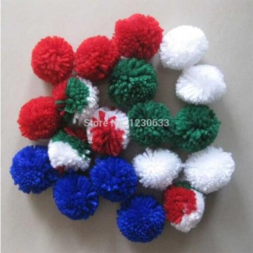 Westrice Cat Pet Toy Acrylic Material 4 Cm Multiple Colors Yarn Ball Super Cheap Pet Cats And Dogs Favorite Toys