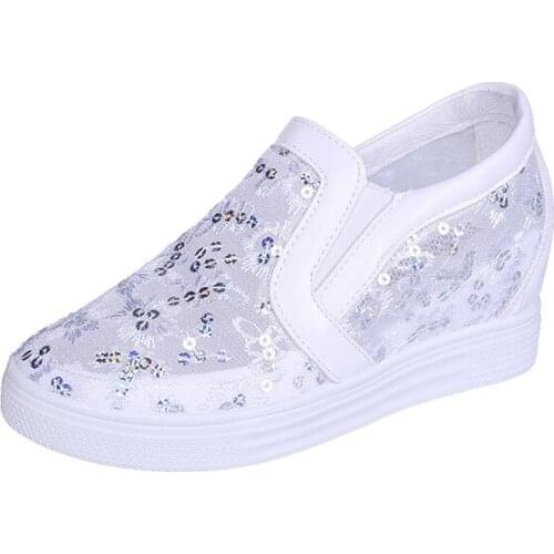 Summer white shoes mesh shoes womens breathable mesh 2019 new versatile increase lazy shoes one foot