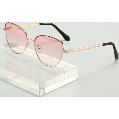 UV400 Goggles Cat Eye Sunglasses Women Fashion Brand Designer Rays Sun Glasses Vintage Gradient Eyewear Ladies Traveling Style