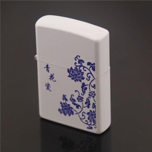 New product creative white paint blue and white porcelain kerosene lighter personality grinding wheel retro mens lighter