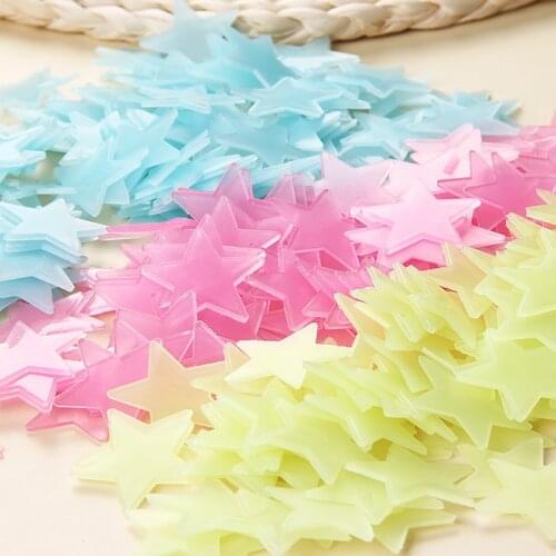 100pcs/bag Ceiling Glow in the Dark Toys 3cm Luminous Star Stickers Bedroom Sofa Fluorescent Painting Toy PVC Stickers Kids Room