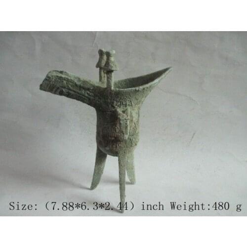 Chinese antique old shang dynasty bronze surface rust, tripod legs